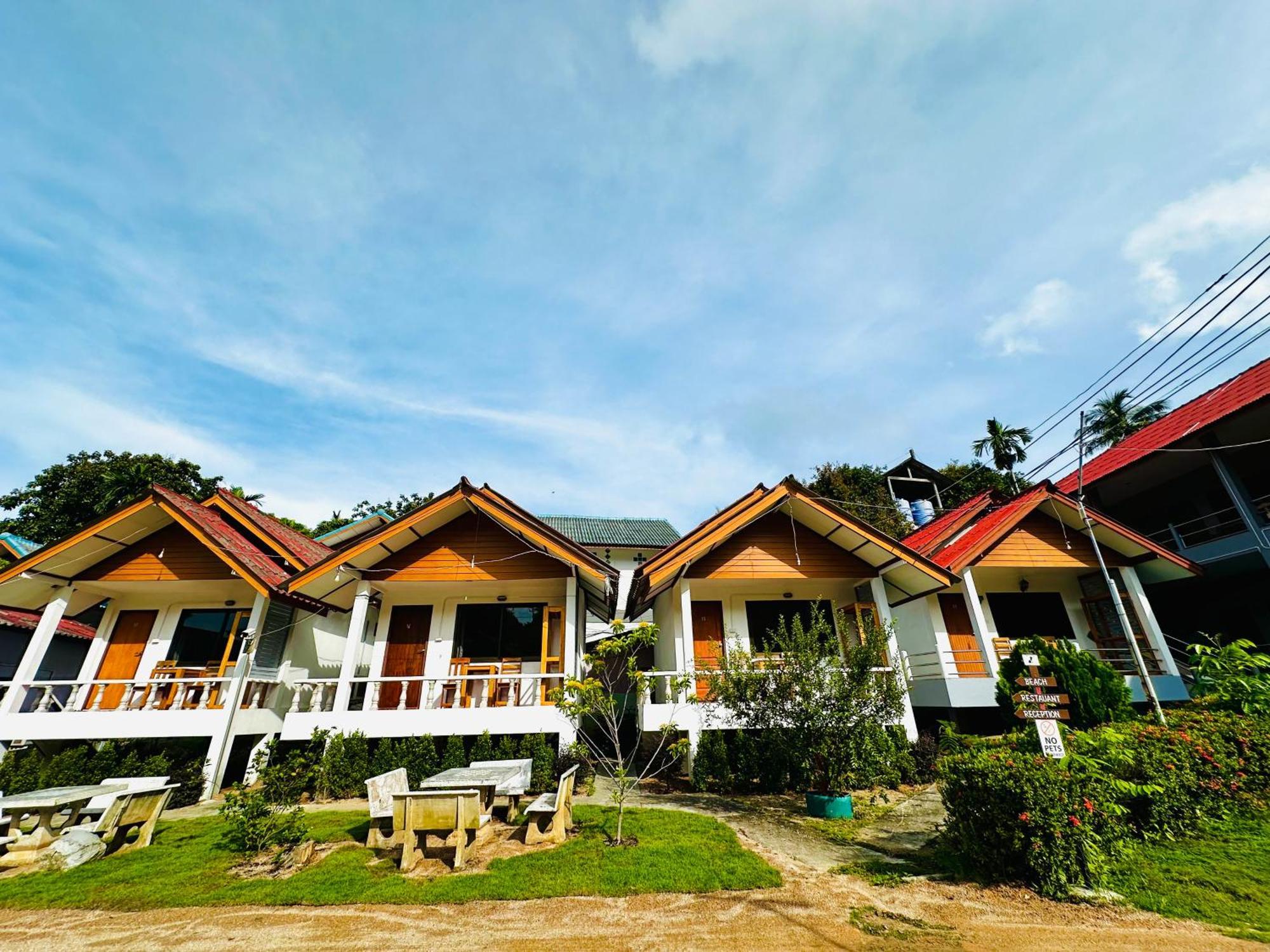 The Scenery Beach Resort Baan Khai Zewnętrze zdjęcie